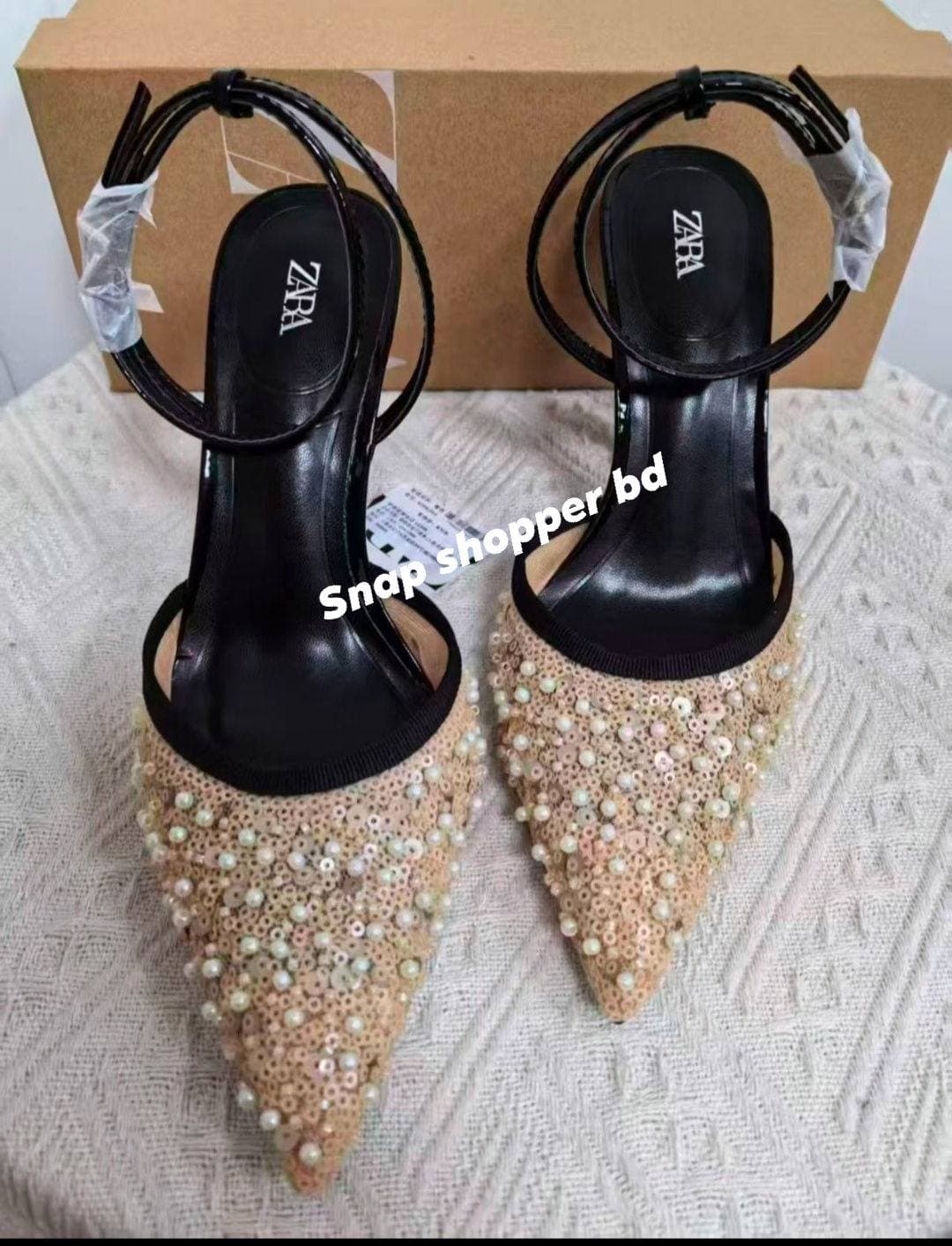 Zara Heel